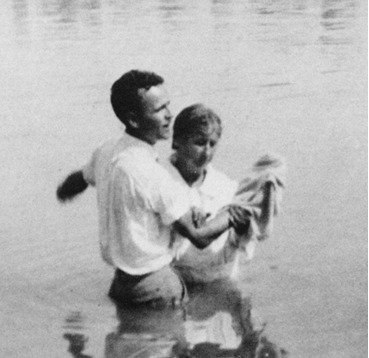 Baptizing in the Ohio river